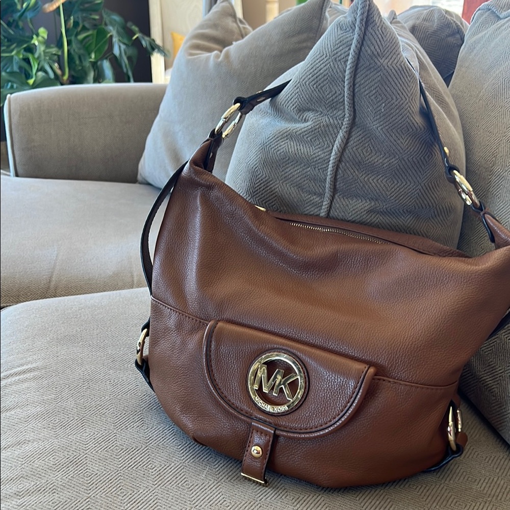 Michael Kors Brown Shoulder Bag with Gold Hardware